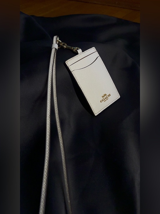 Coach Accessories - Coach Crossgrain Leather ID Lanyard in Chalk
